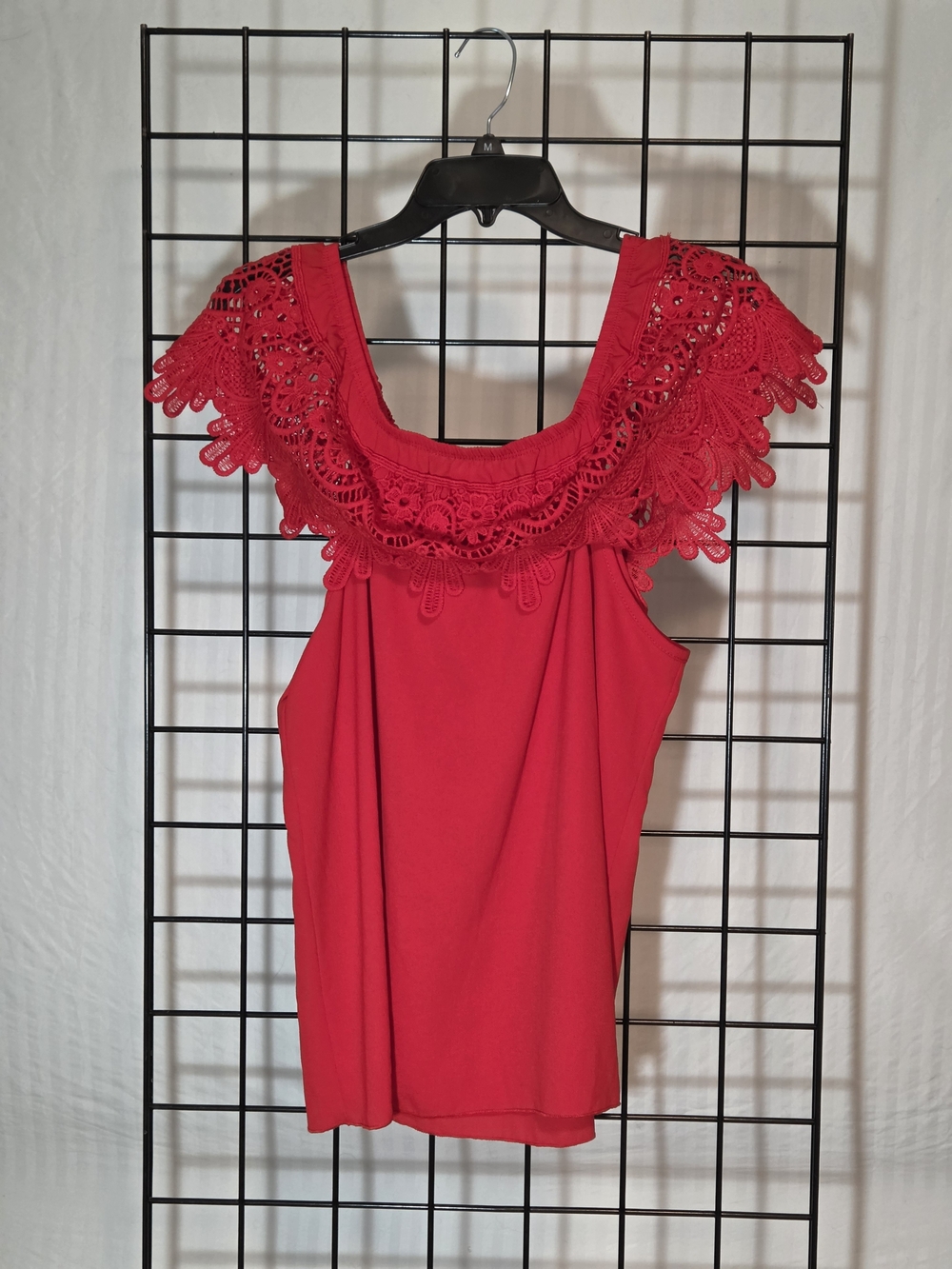 Red Lace Trim Sleeveless Top